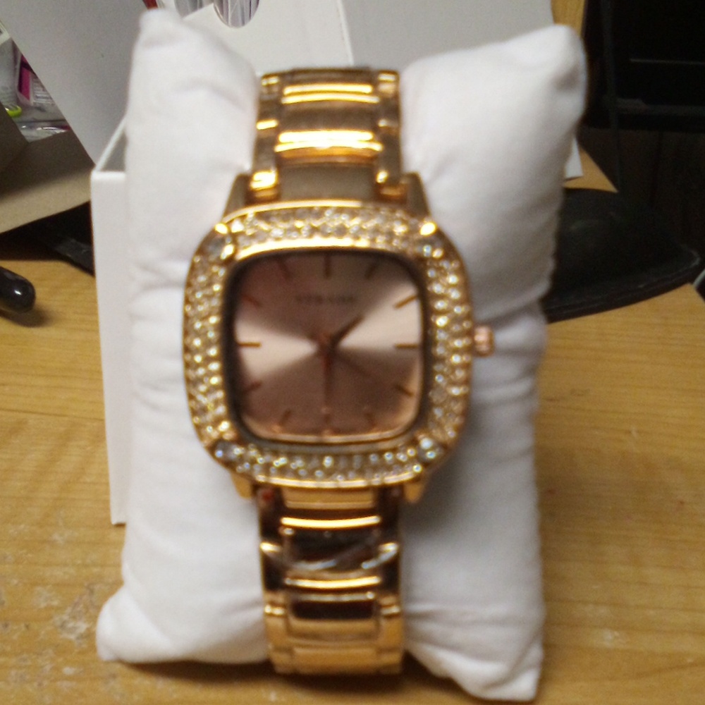 Women's gold tone watch